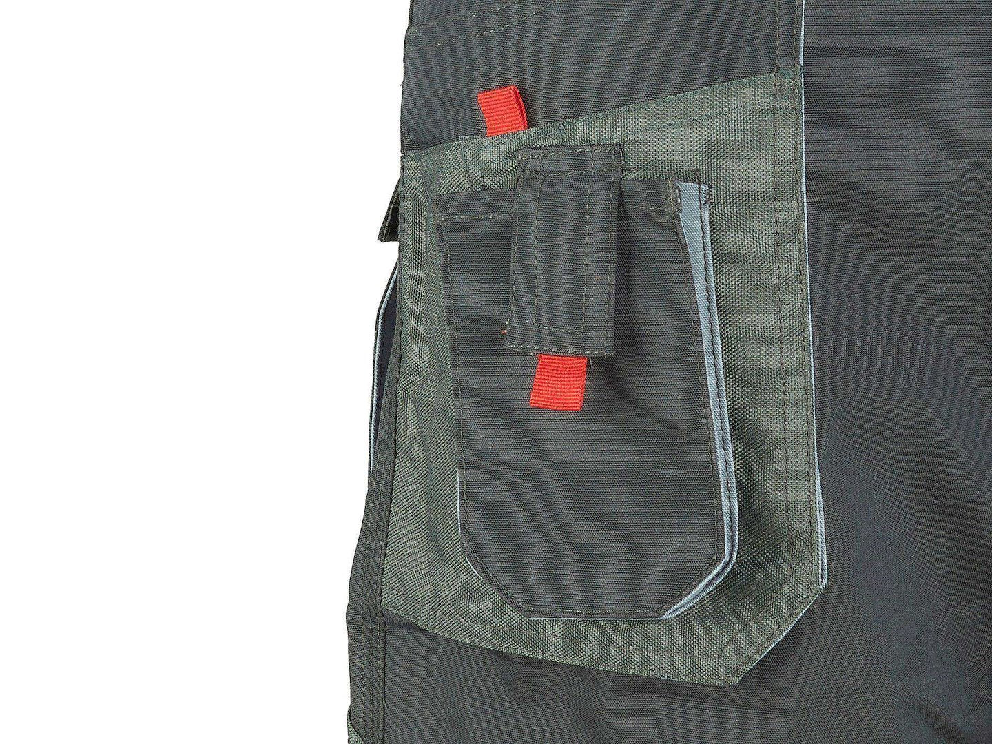 TVARDY Short Pants - Size L