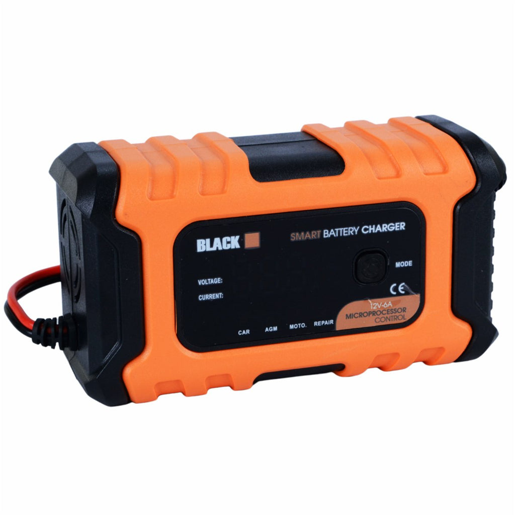 Automaatne 12V autoakulaadija parandamisfunktsiooniga