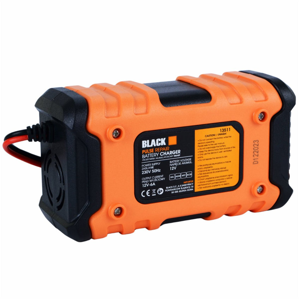 Automaatne 12V autoakulaadija parandamisfunktsiooniga