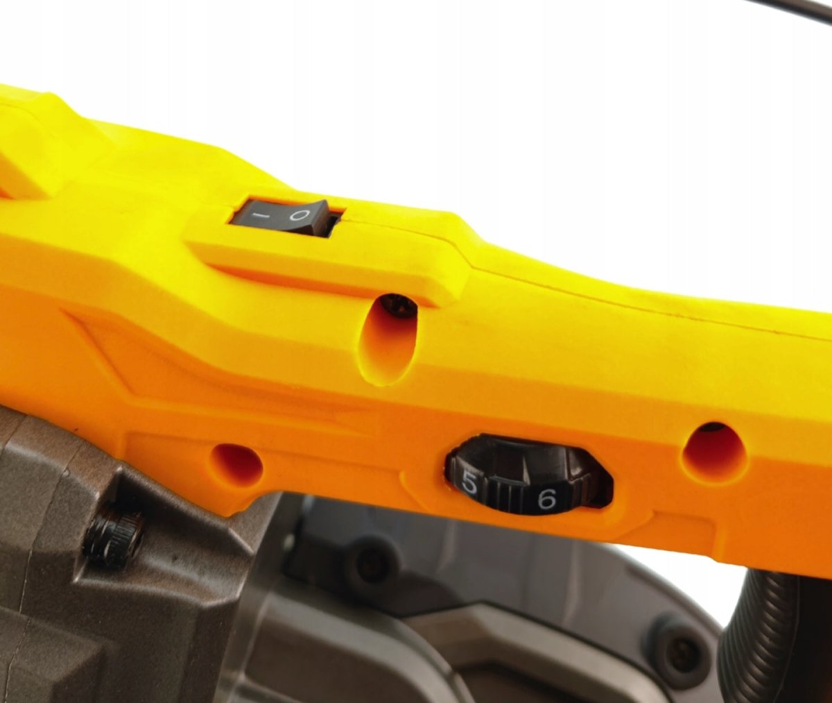 BullTech BT-5242 2800W Heavy Duty Metal Bandsaw with Base