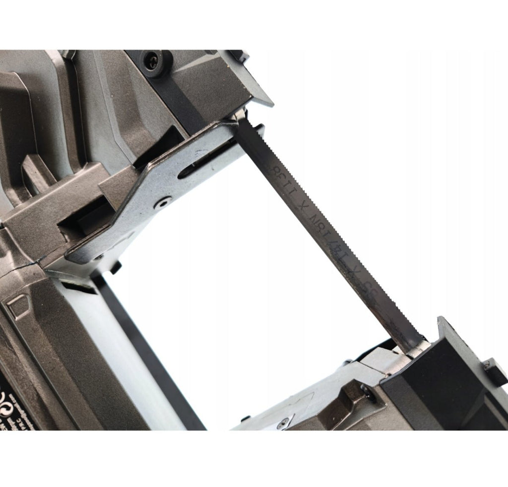 BullTech BT-5242 2800W Heavy Duty Metal Bandsaw with Base