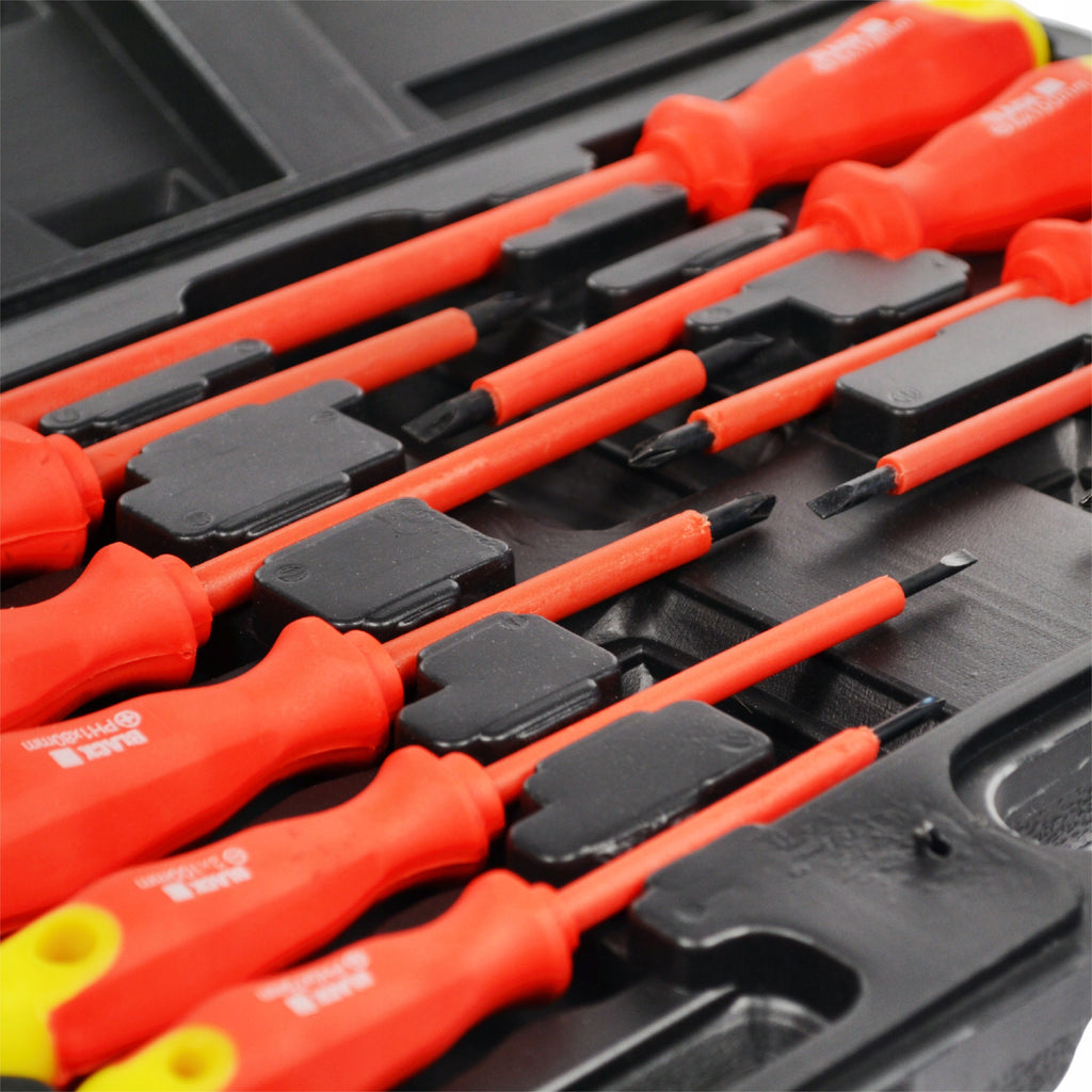 Set of 11 Insulated Screwdrivers for Electricians with Case