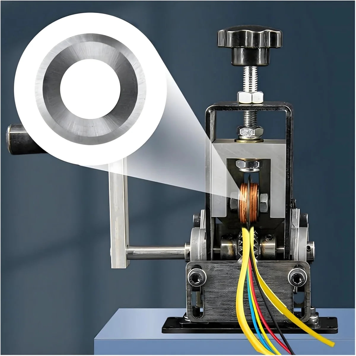 Metallist juhtmete eemaldaja 1–25 mm, 4 sisendavaga