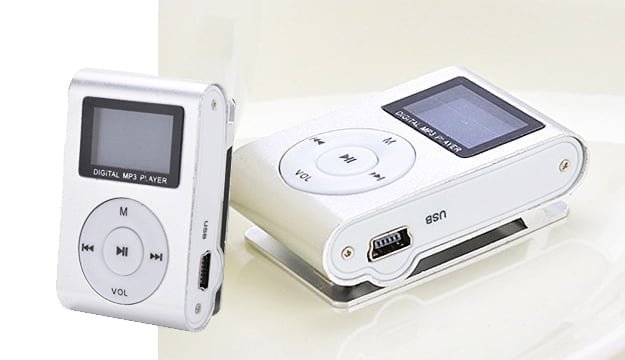 Mini MP3-mängija digitaalse ekraani ja klambriga