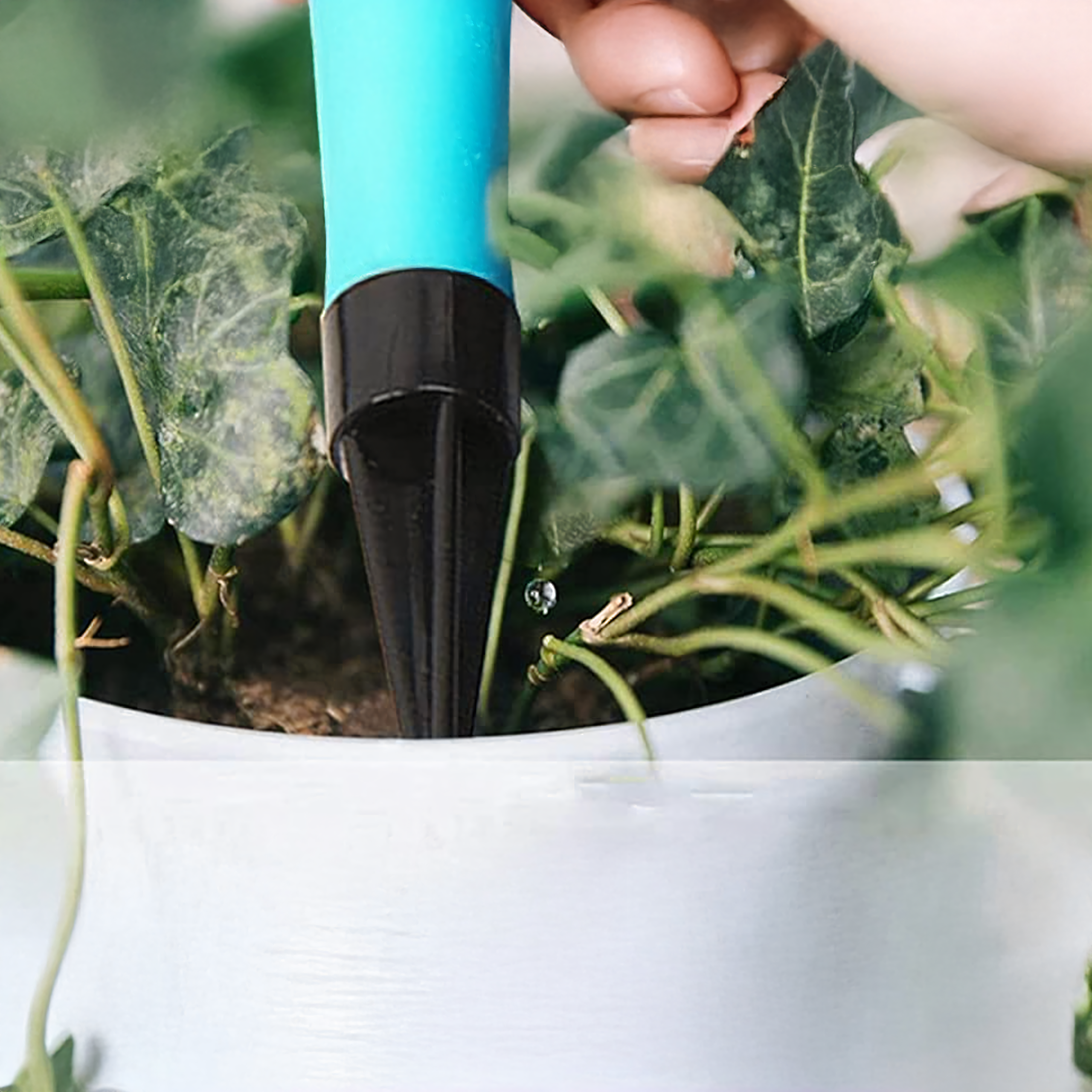 Automatic Drip Irrigation System Set for Garden Plants and Lawn