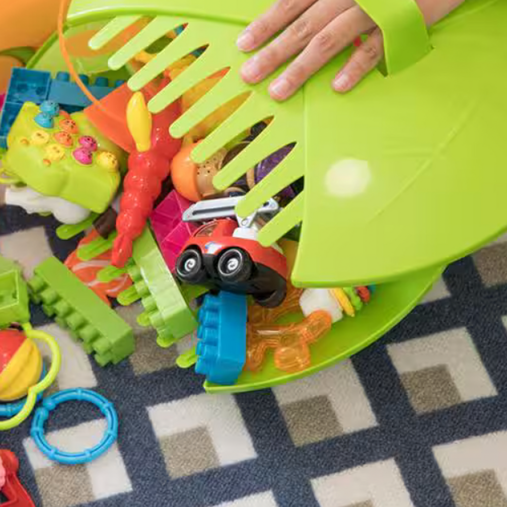 Plastikust lehe- ja murureha kogur aeda