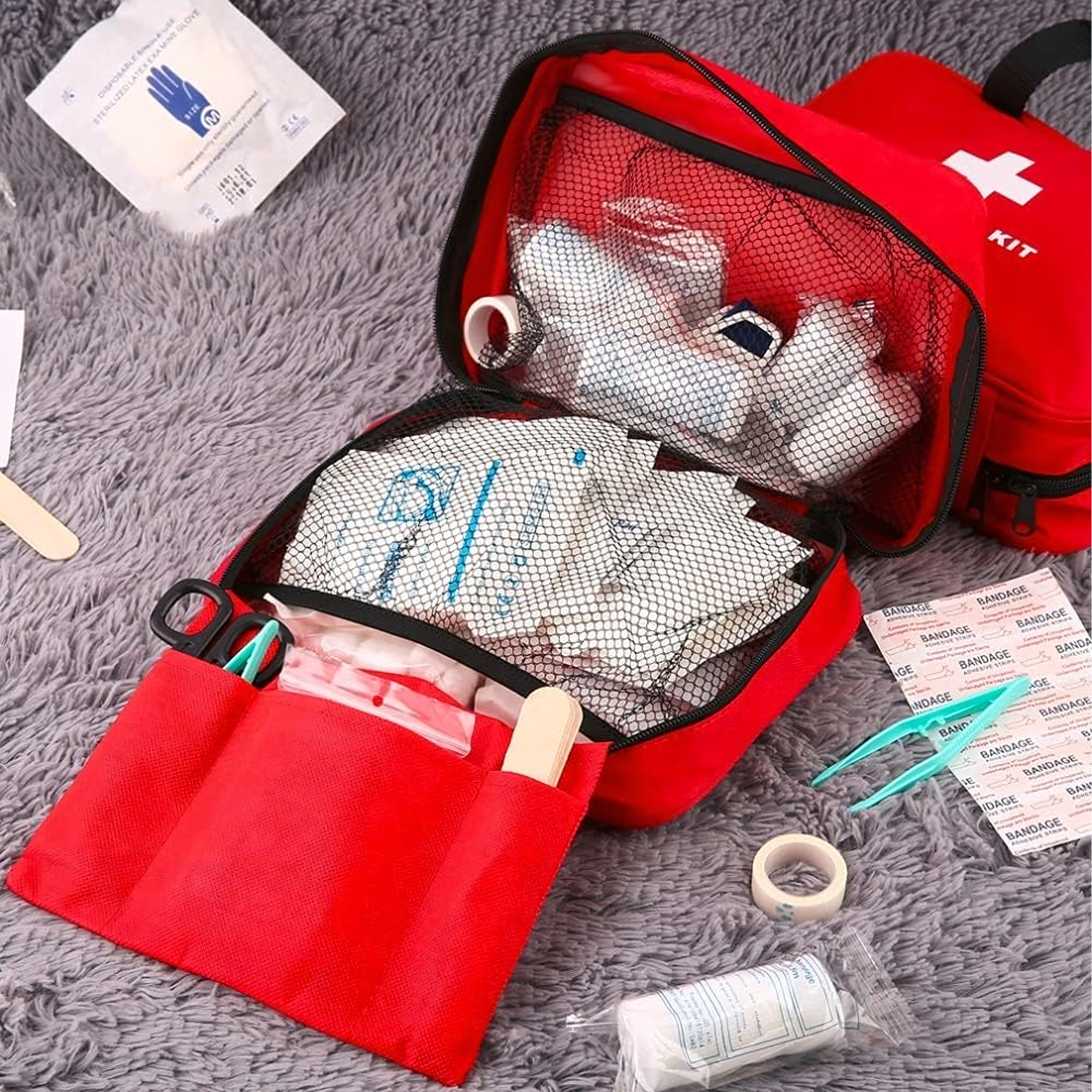 Turisti reisiauto esmaabikomplekt