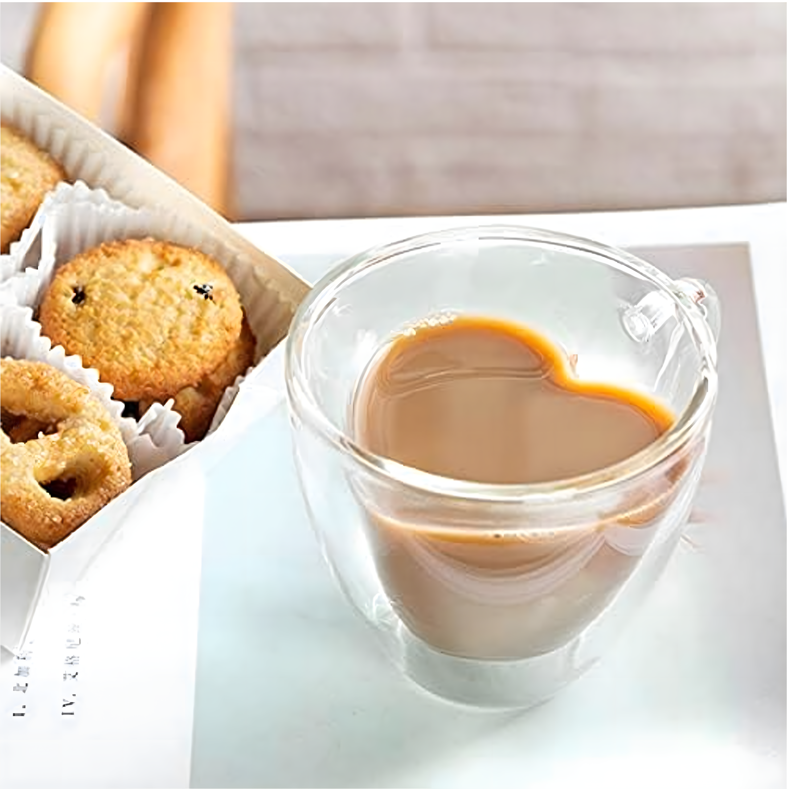 Armastuse kruus südamekujuline klaas topeltseinaga kuumakindel 250 ml