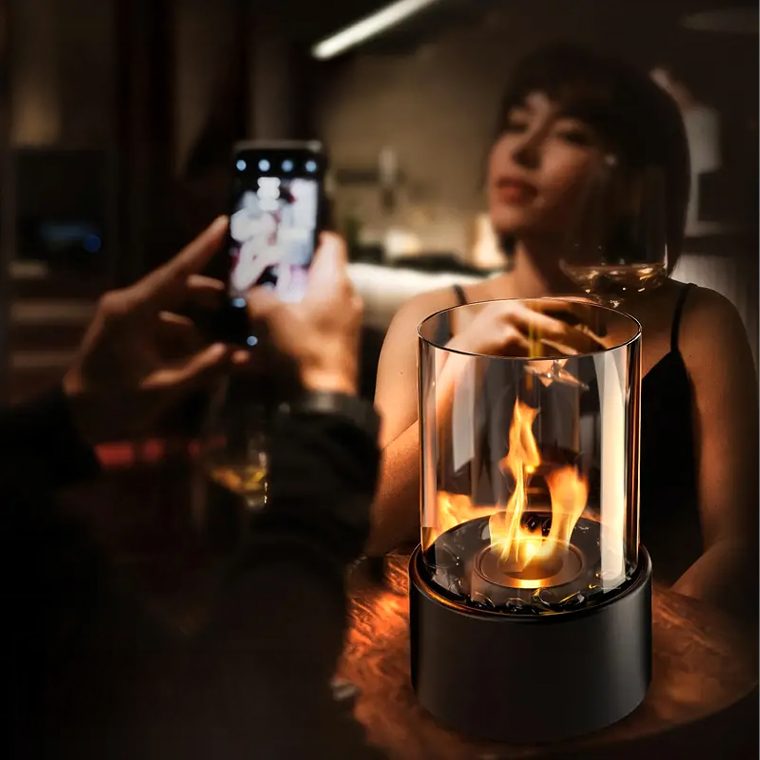 Vabaltseisev biokamin kodu aeda terrassile ja restorani