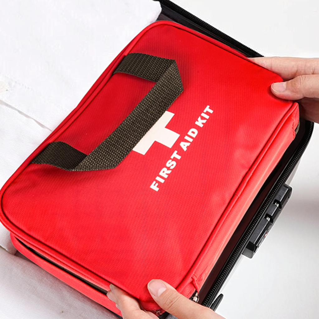 Turisti reisiauto esmaabikomplekt