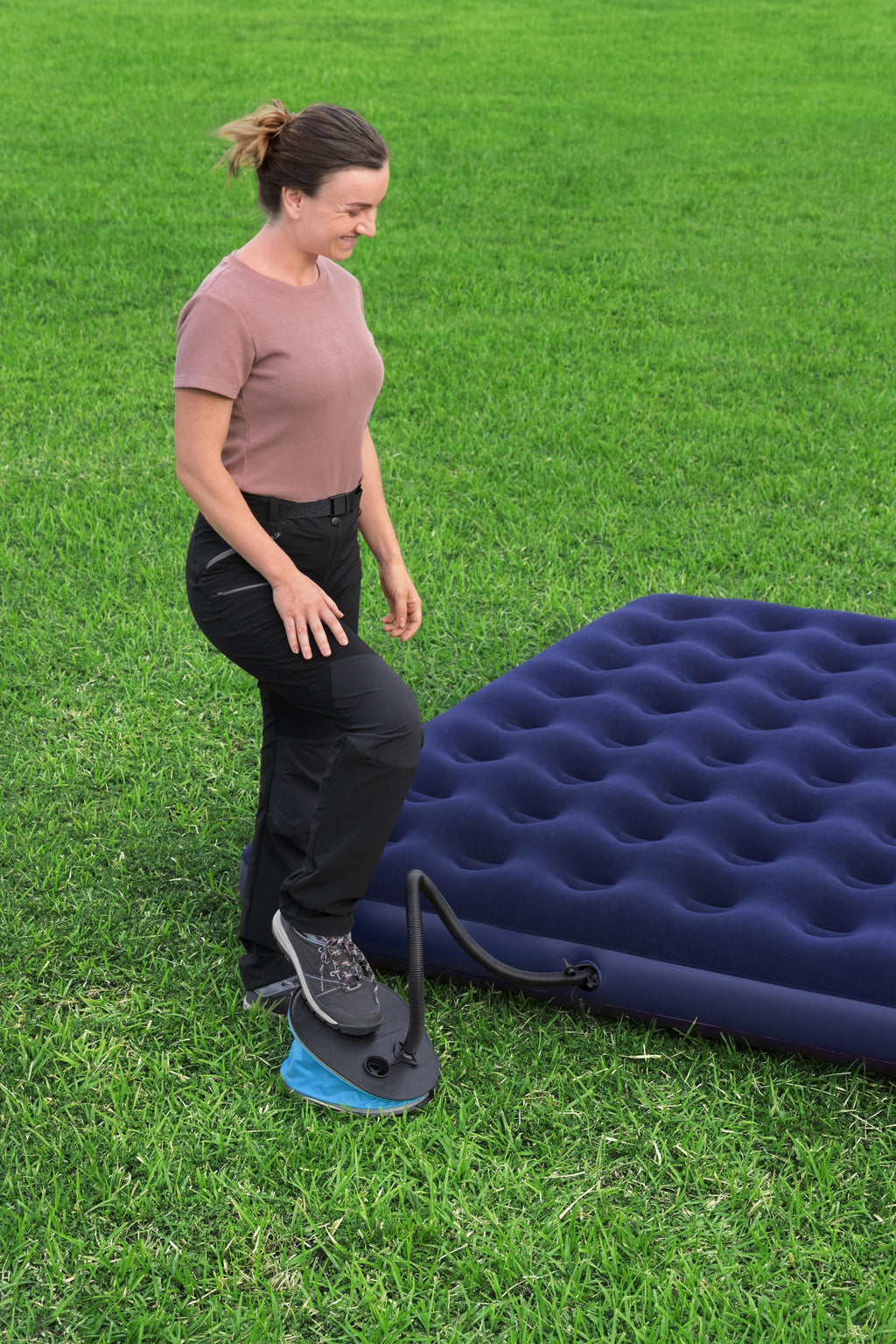 Bestway 62005 jalapump basseinimadratsitele, lõõtsaga, 16L, 22 x 18 cm