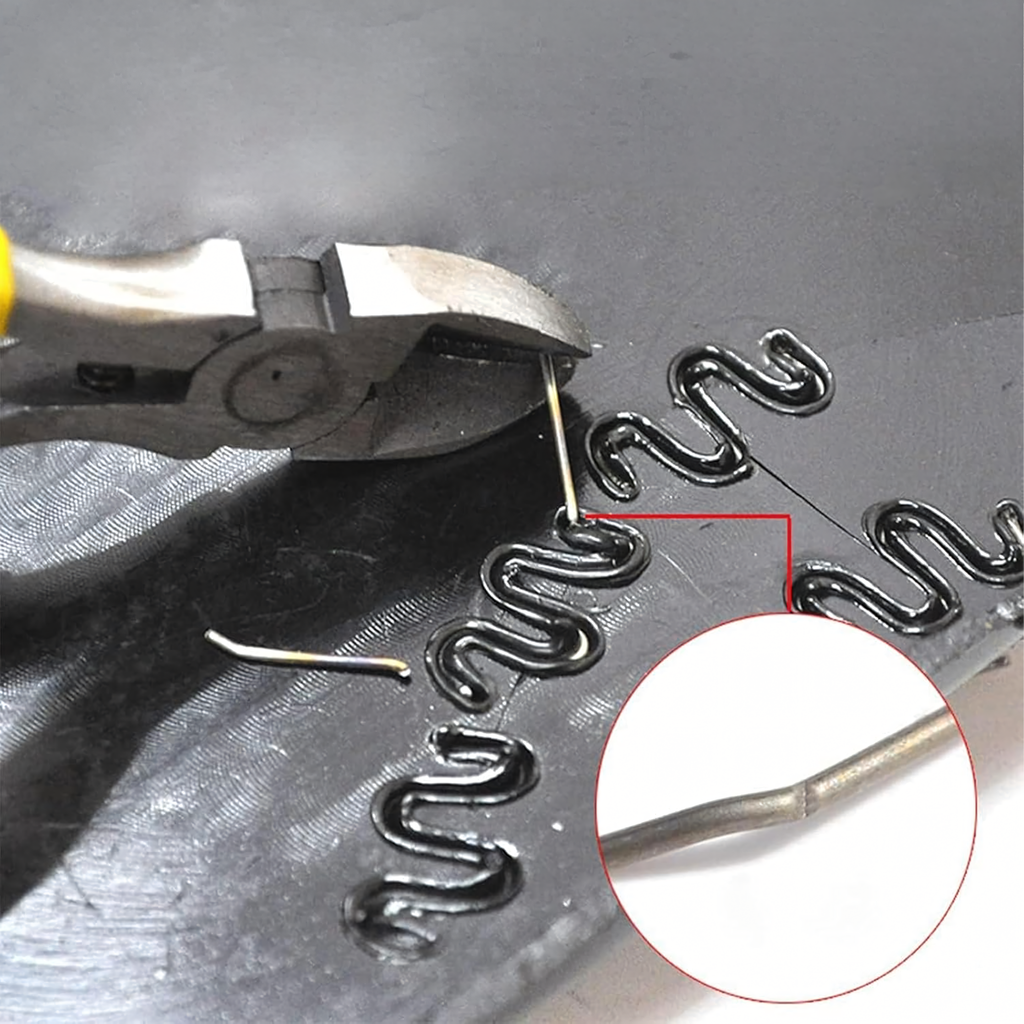 Plastikeevituse komplekt klambripüstoli, jootekolvi, klambrite ja tangidega