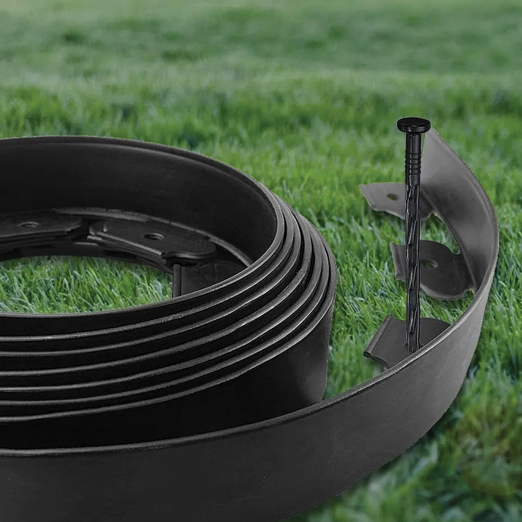 165 x Garden Lawn Edging Set 50x50x20m with 60 Black Anchor Pegs