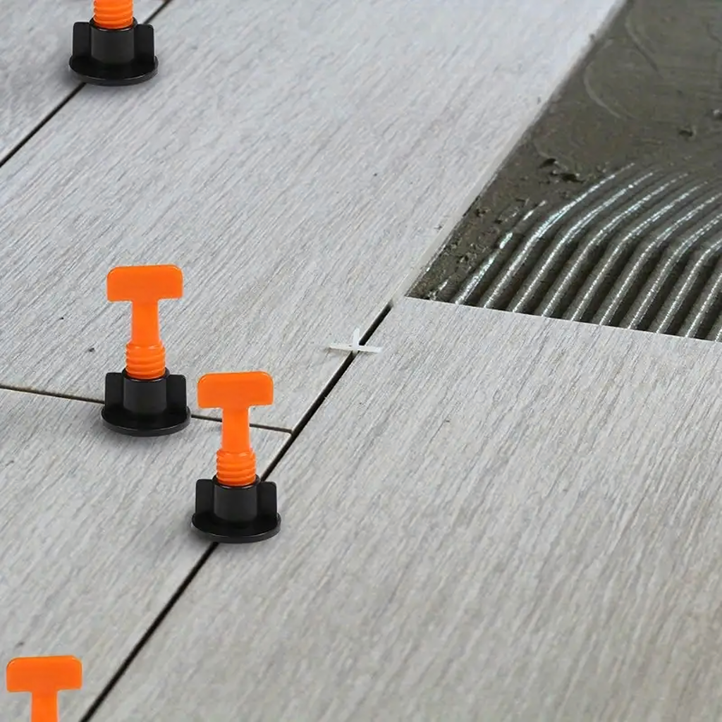 700x Tile Leveling System with Wedges, Clips, and 2x Holders 100 pcs Wedges