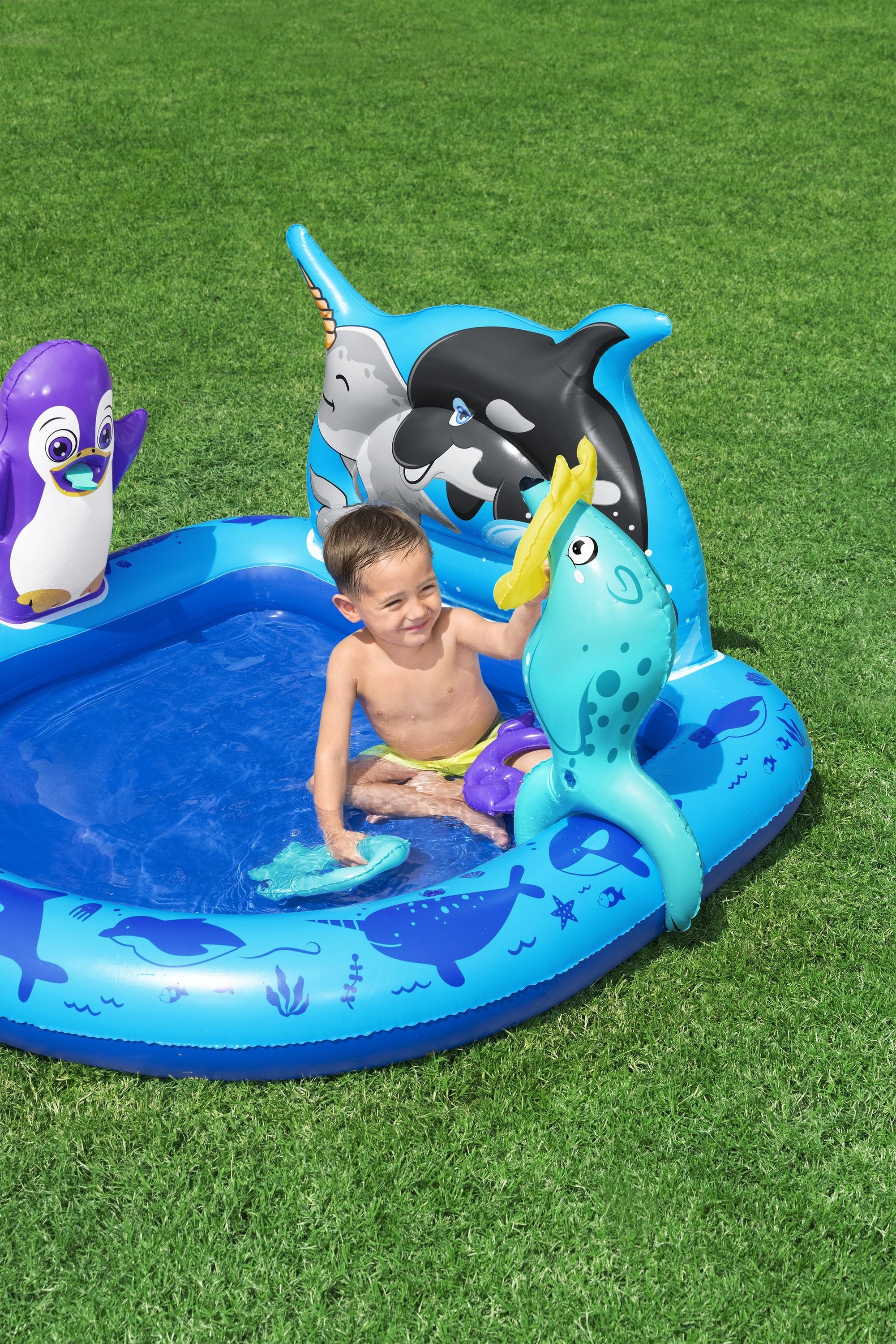 Bestway 53156 mänguväljak täispuhutav aiamänguala Polar Pals 134 x 131 x 73 cm