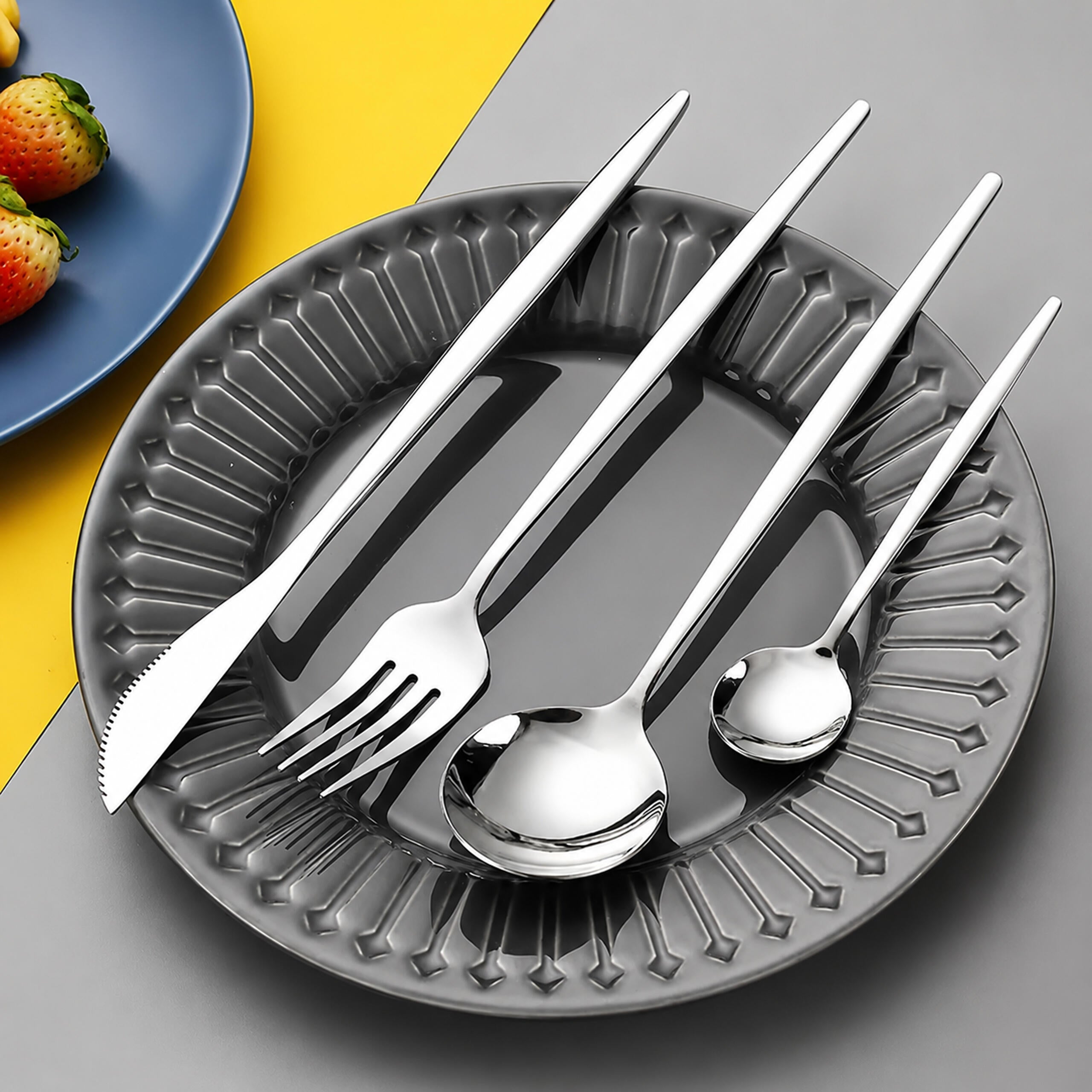 24-Piece Cutlery Set for 6 People with Glossy Finish and Box