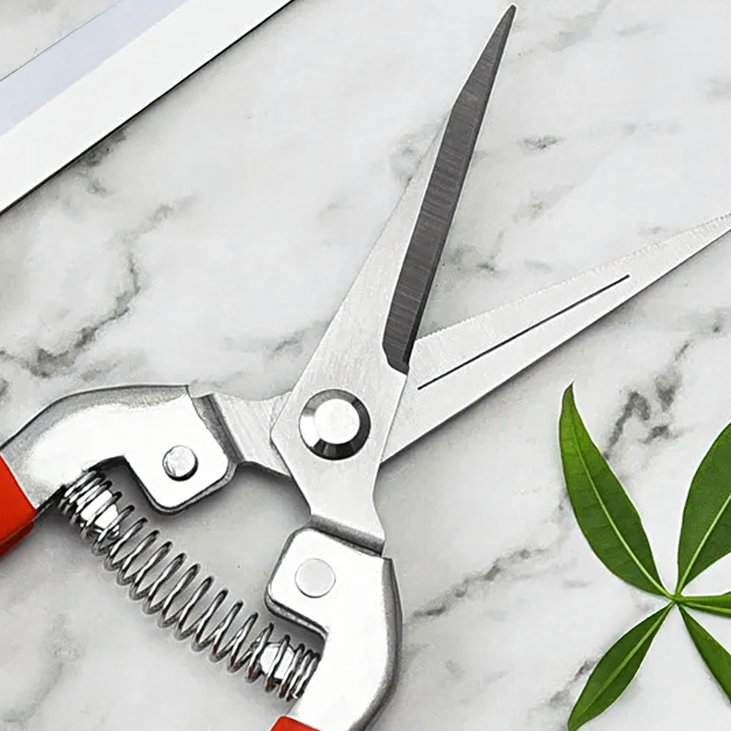 Single-Handed Garden Pruning Shears for Shrubs and Branches