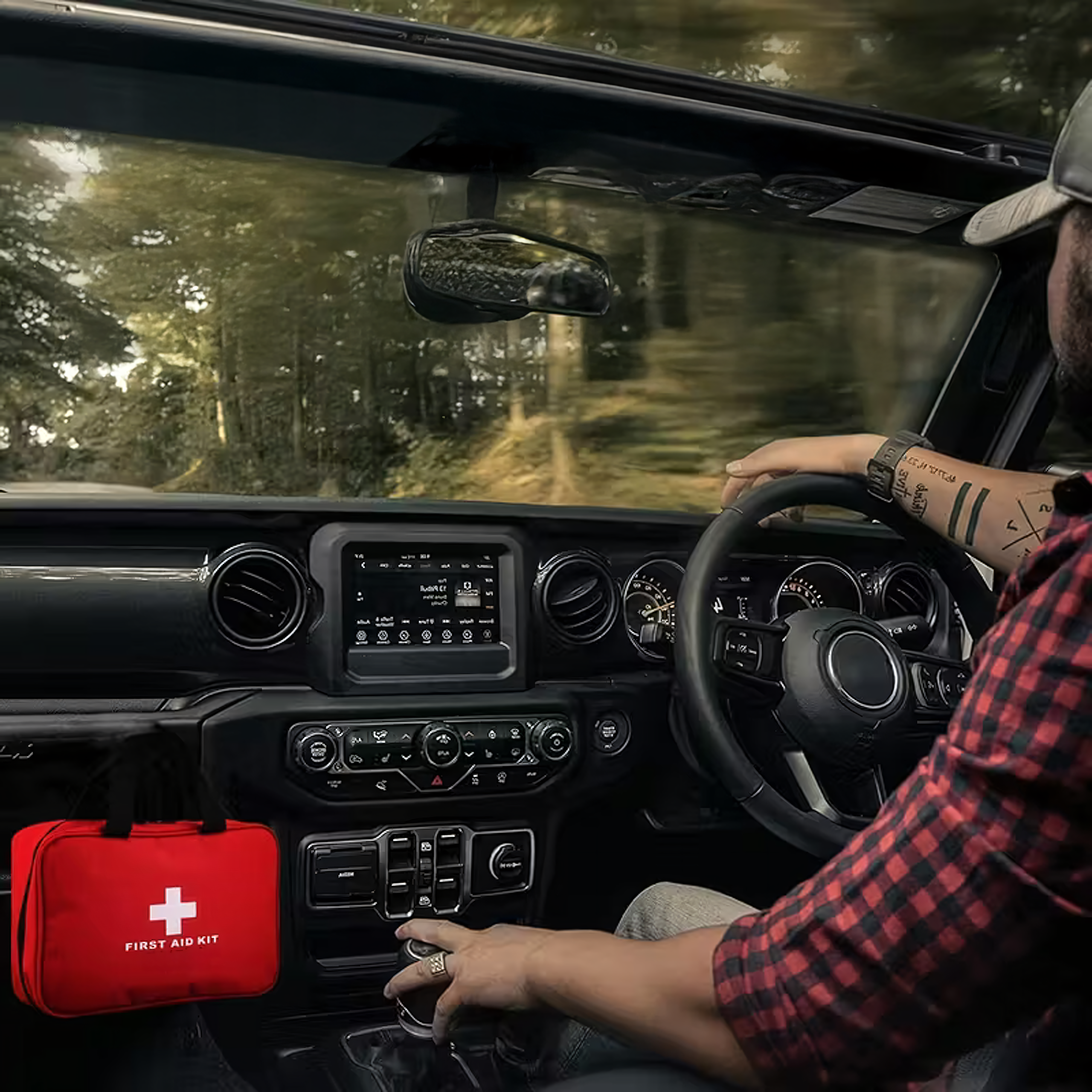 Turisti reisiauto esmaabikomplekt