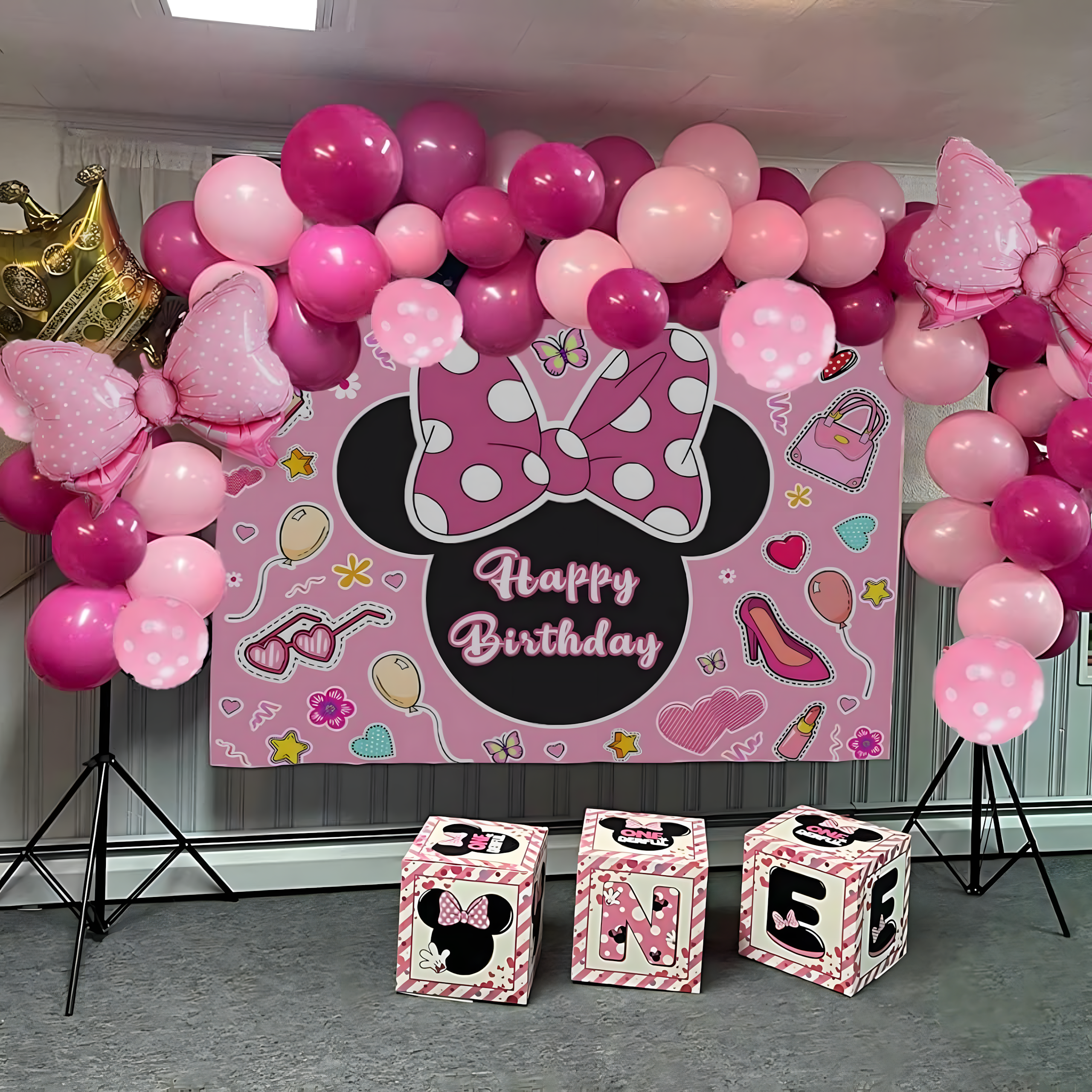 Õhupallikaar Minnie Mouse Mini sünnipäeva õhupallikomplekt 111 tk