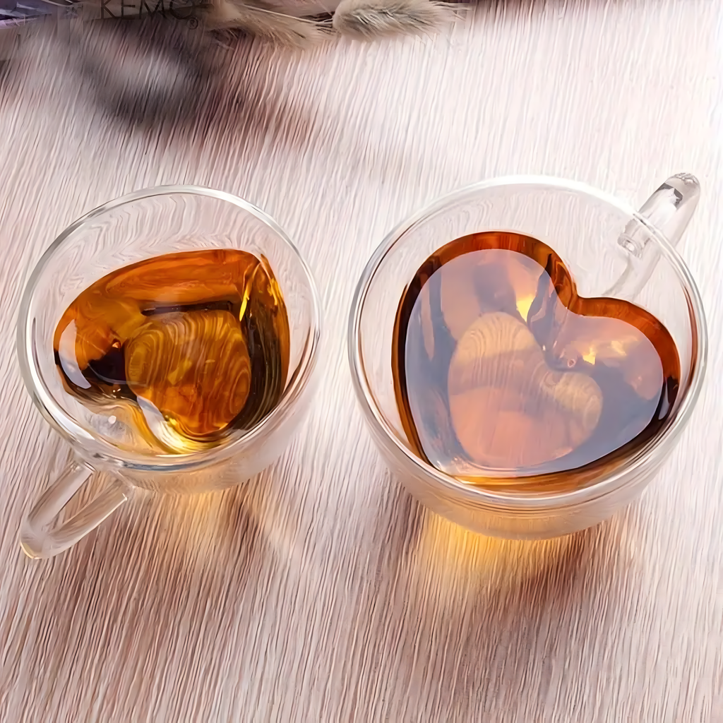 Armastuse kruus südamekujuline klaas topeltseinaga kuumakindel 250 ml