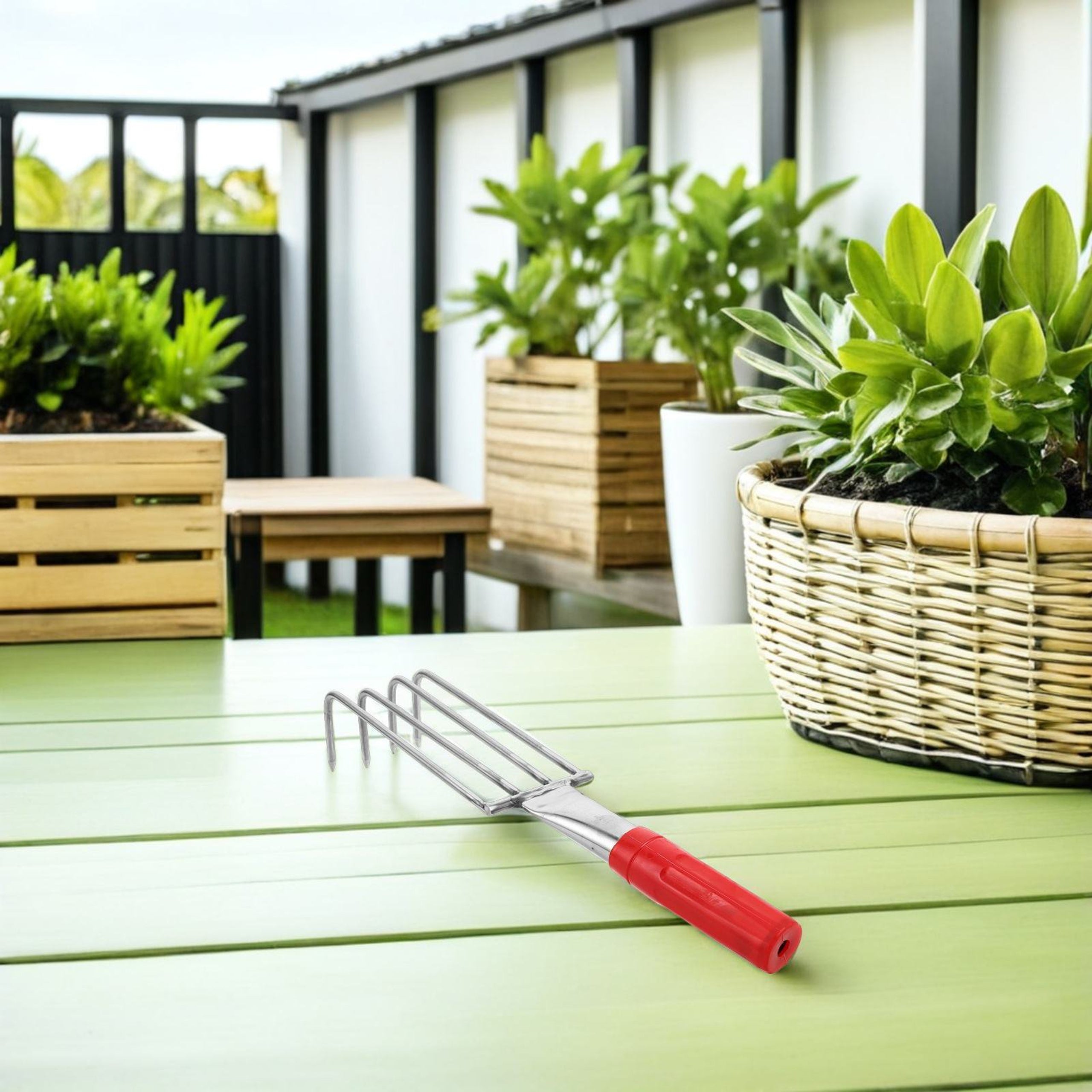 Metal Garden Rake with 4 Tines 32 cm