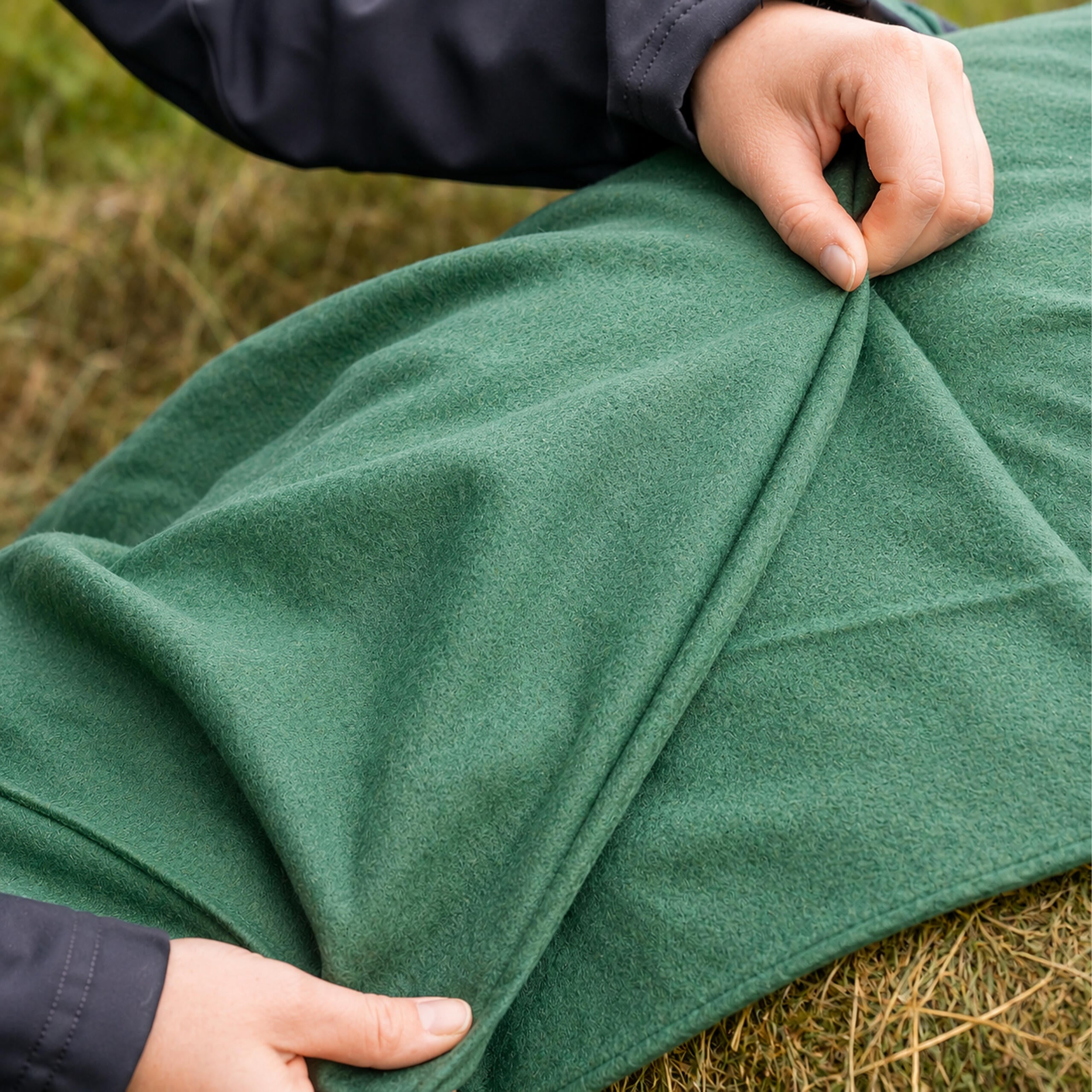 Kaitsvad lausriidest katted õle- ja heinavirnadele 9,8 × 12,5 m 120 g/m² 15 tk RC-K-2100-15744