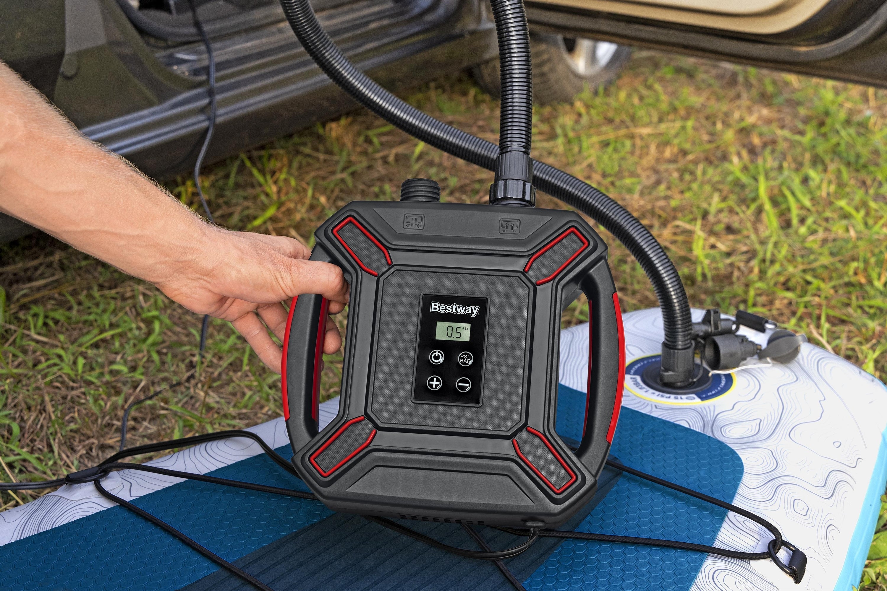 Bestway 62265 elektriline õhupump basseinimadratsitele 12V 300L