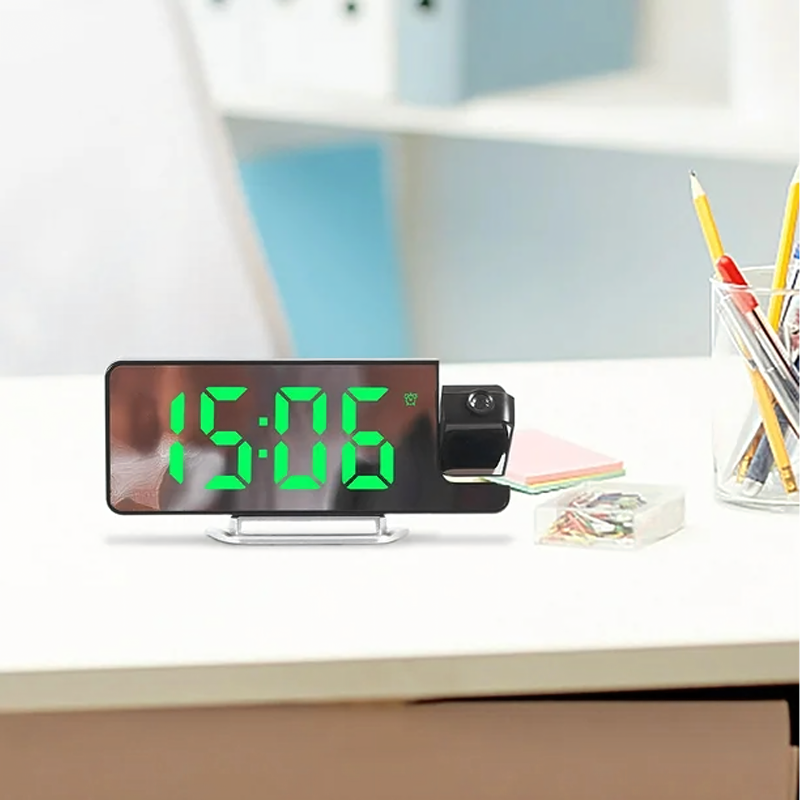 Elektrooniline LED digitaalne äratuskell laserprojektoriga ja temperatuurinäidikuga