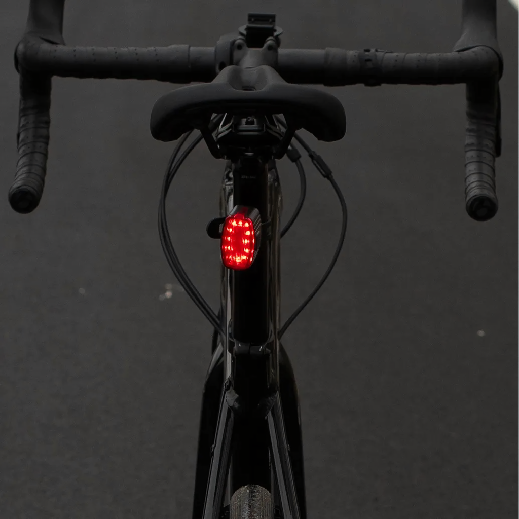 Tugev USB-laetav LED esi- ja tagatulede komplekt jalgrattale 2 tk