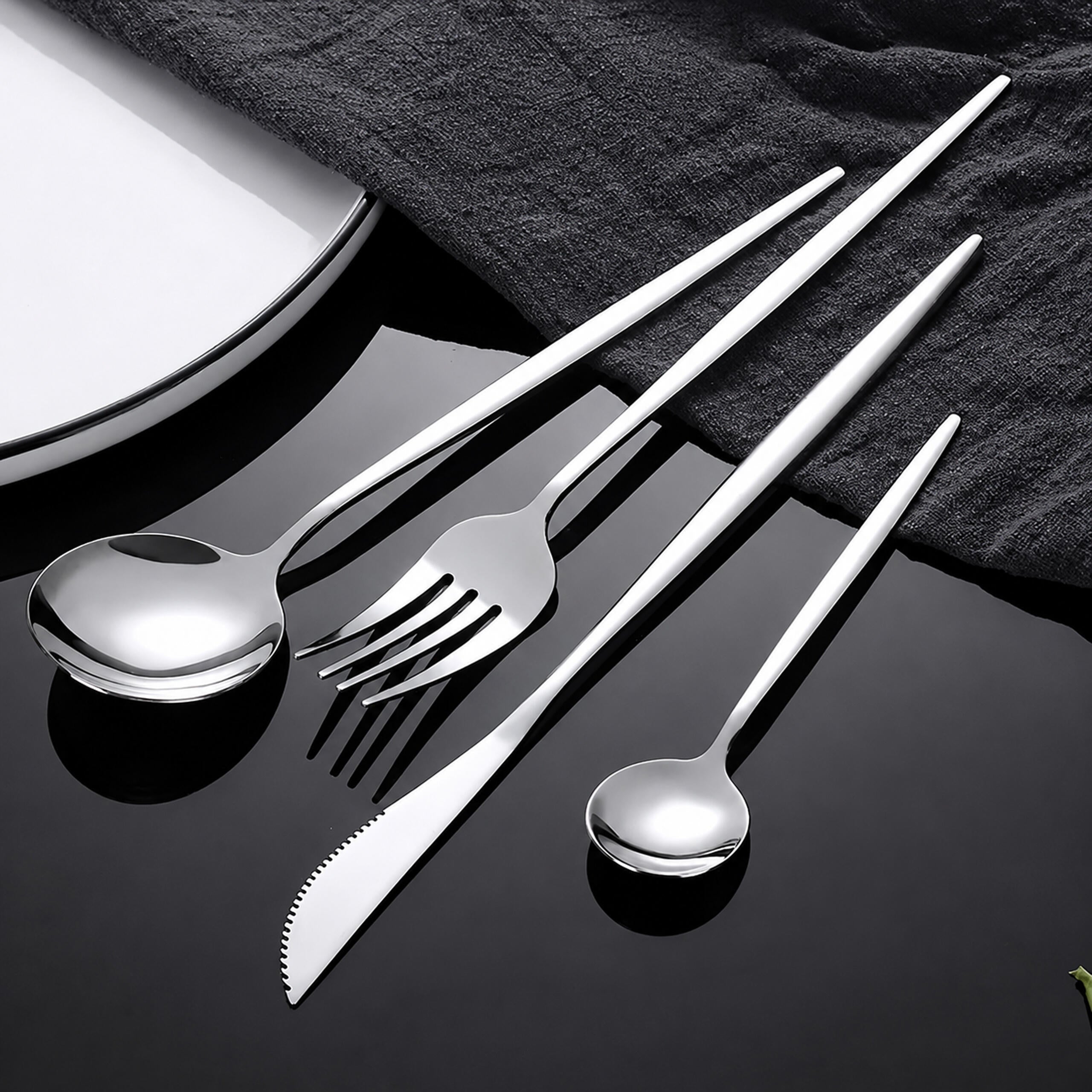 24-Piece Cutlery Set for 6 People with Glossy Finish and Box