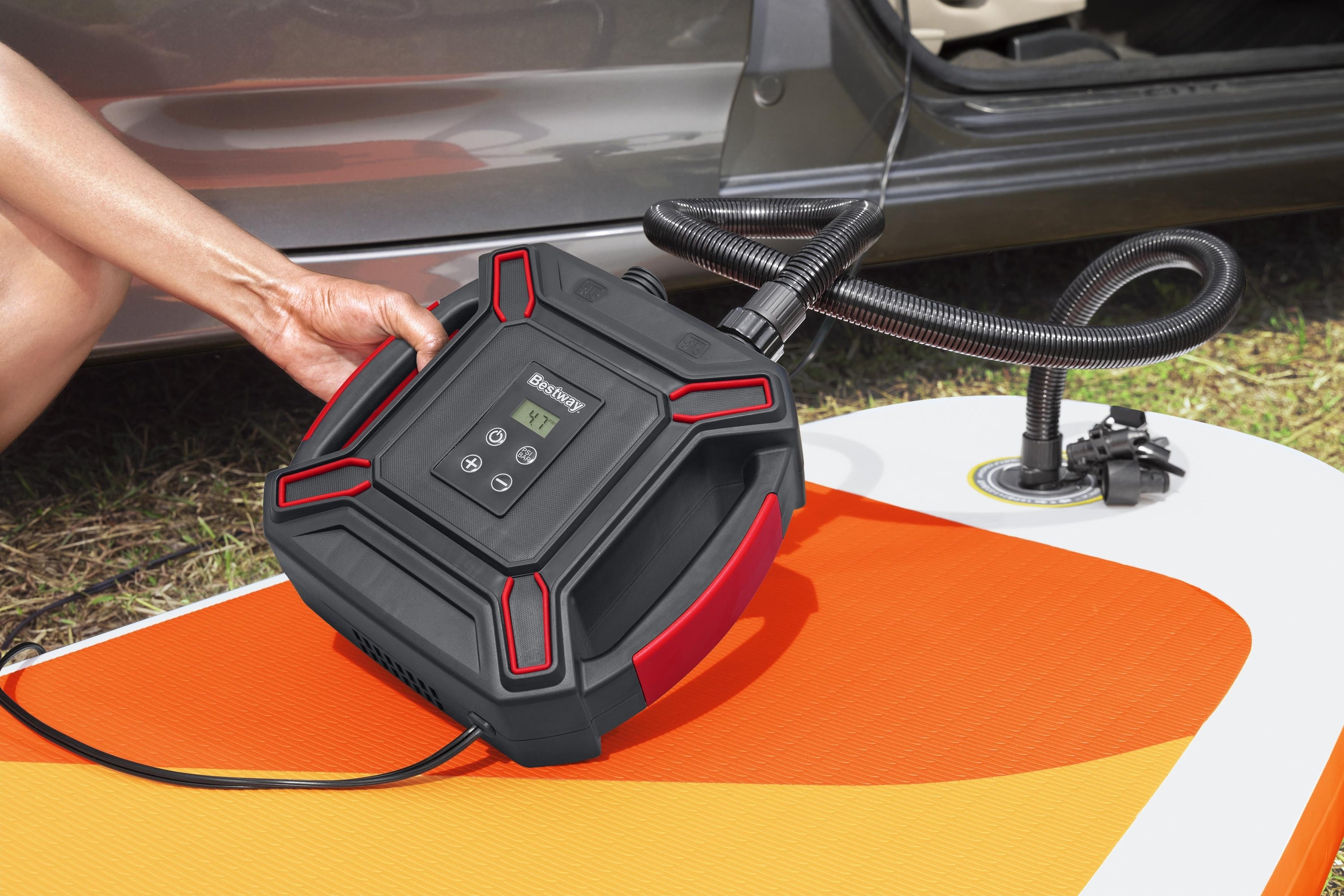 Bestway 62265 elektriline õhupump basseinimadratsitele 12V 300L