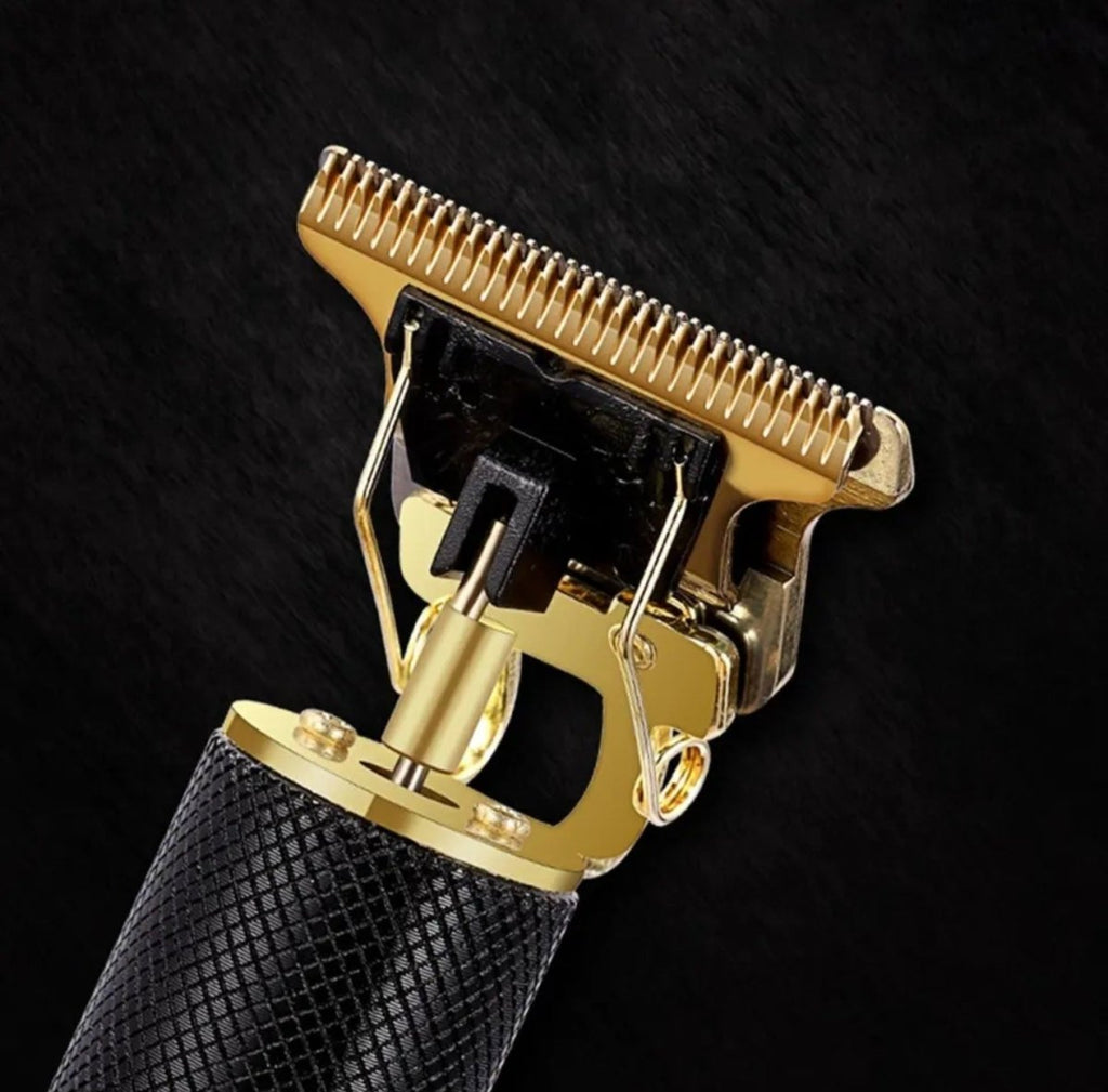 Vintage-stiilis juukselõikur USB-laadimise ja 4 juhikkammiga